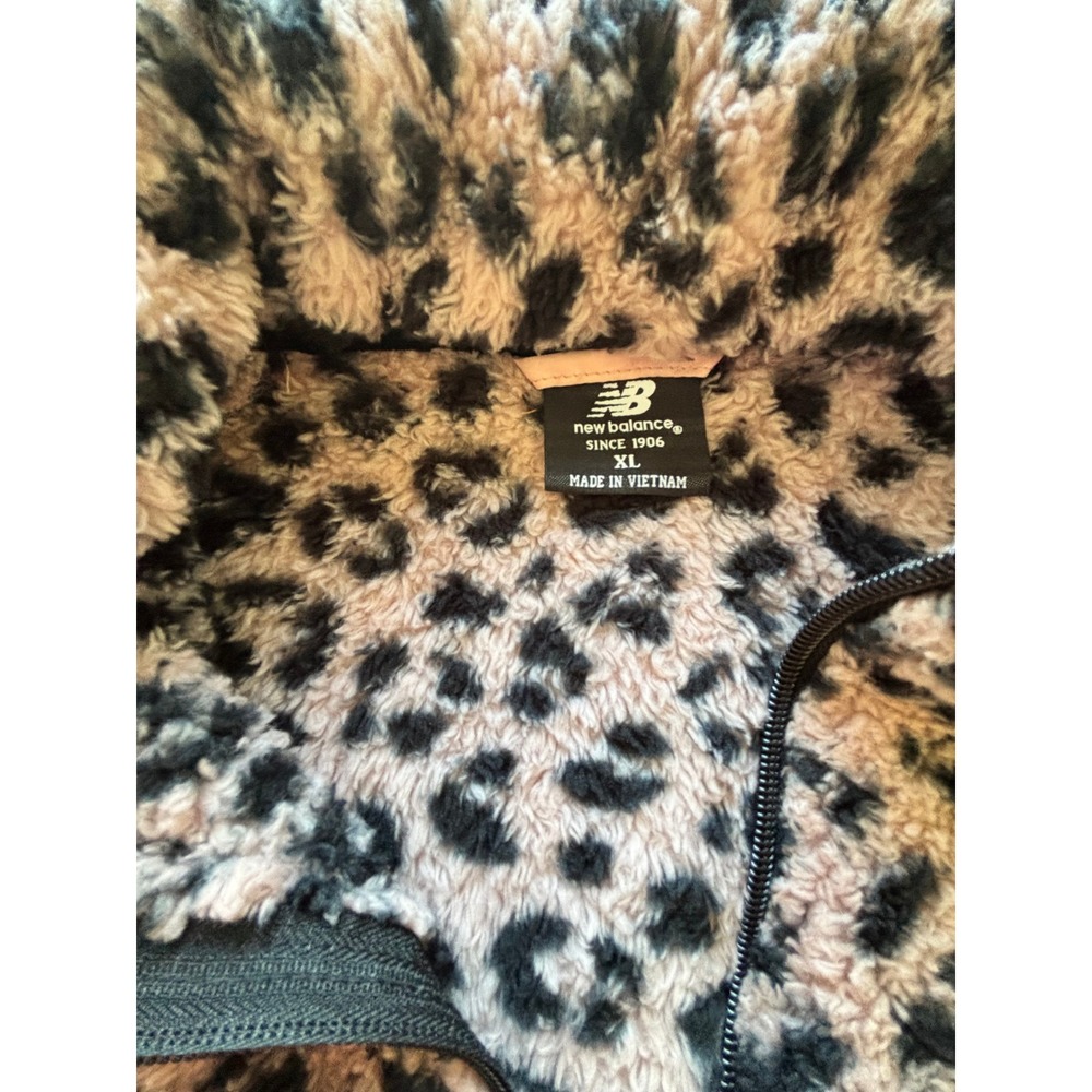 New Balance Womens XL Leopard Print Sherpa Fleece Full Zip Jacket Pink Black - Picture 3 of 6